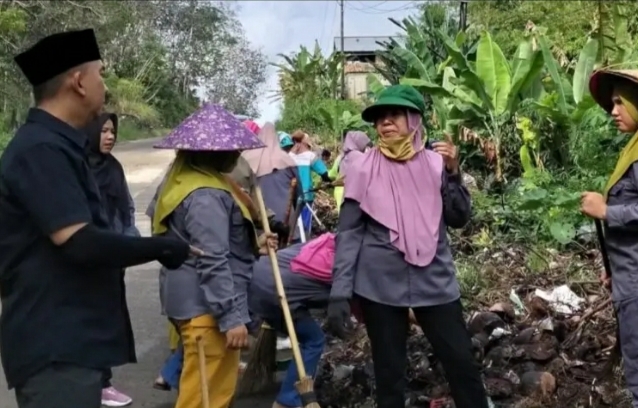Gotong Royong DLH, Linggau Makin Bersih dan Sehat